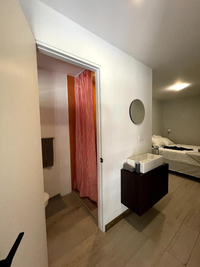 Nina'S - Juan Santamaria Hotel Desamparados  ภายนอก รูปภาพ