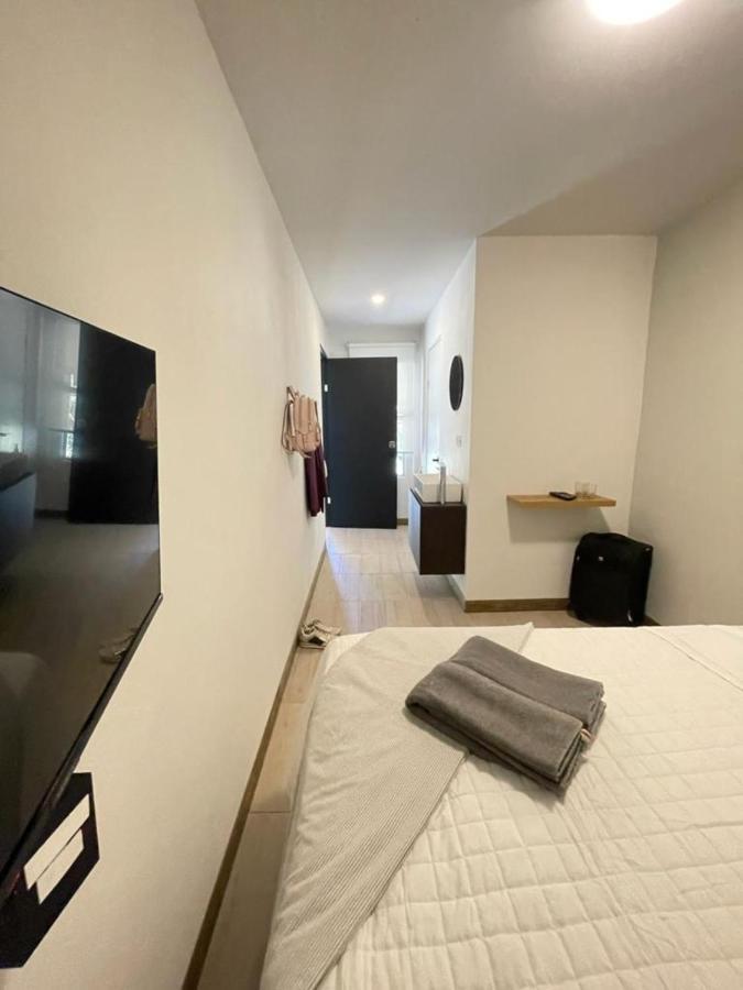 Nina'S - Juan Santamaria Hotel Desamparados  ภายนอก รูปภาพ