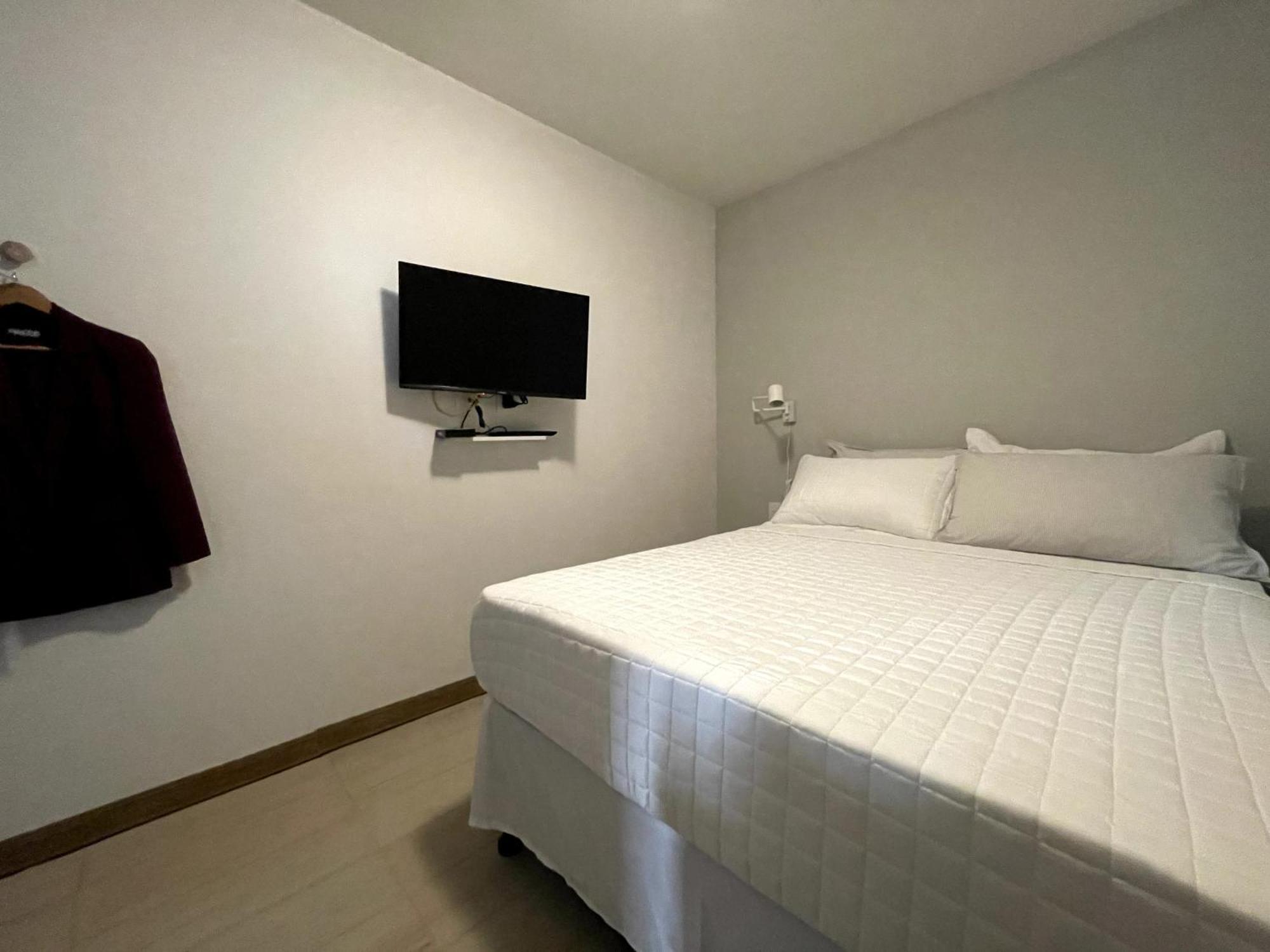 Nina'S - Juan Santamaria Hotel Desamparados  ภายนอก รูปภาพ