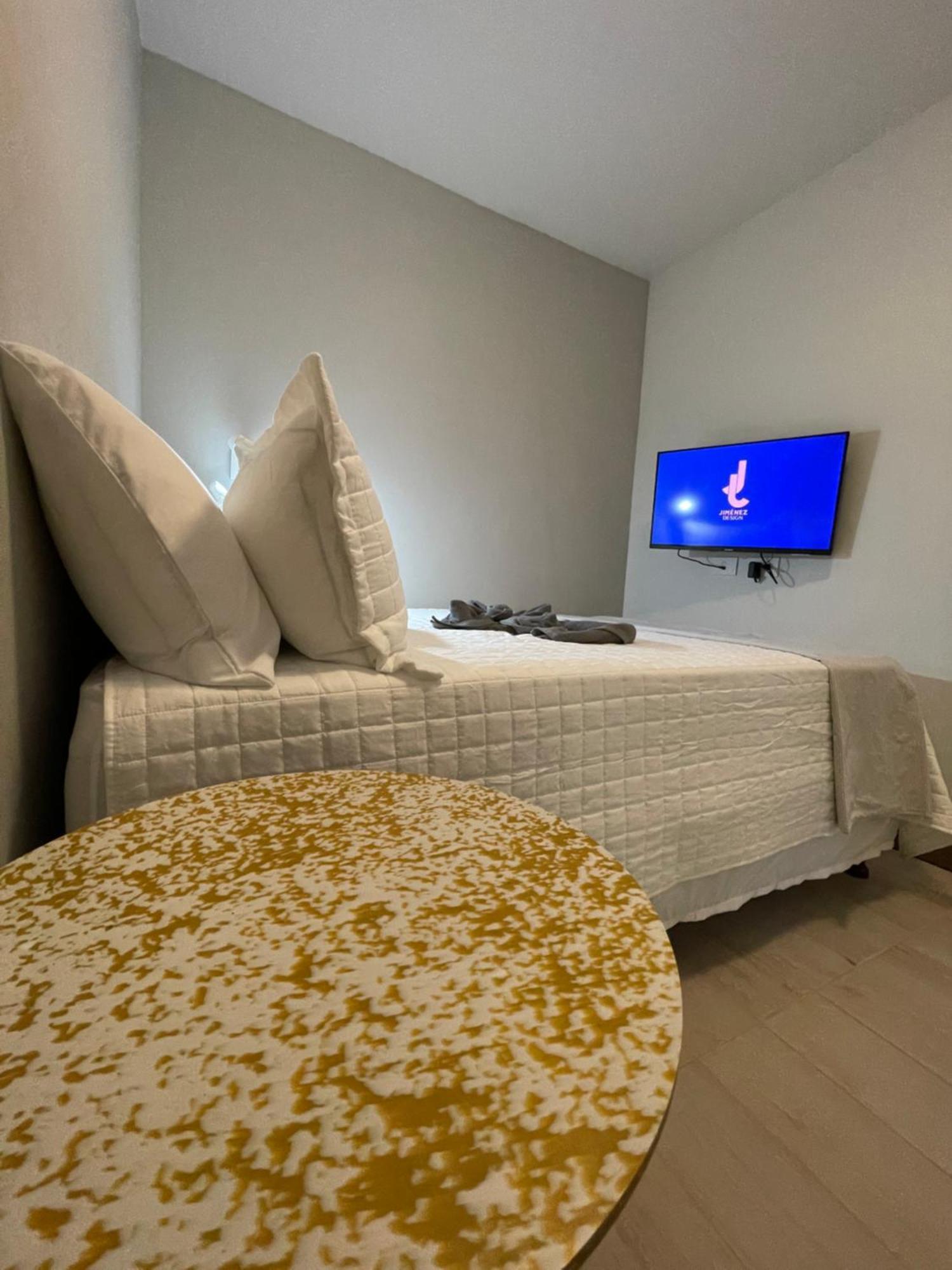 Nina'S - Juan Santamaria Hotel Desamparados  ภายนอก รูปภาพ